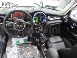 WMWXU1105H2F12621 2017 MINI COOPER 3DOORS 1.5 HIGH트림-4