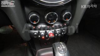 2016 MINI COOPER 5DOORS D 1.5 HIGH트림 - 12