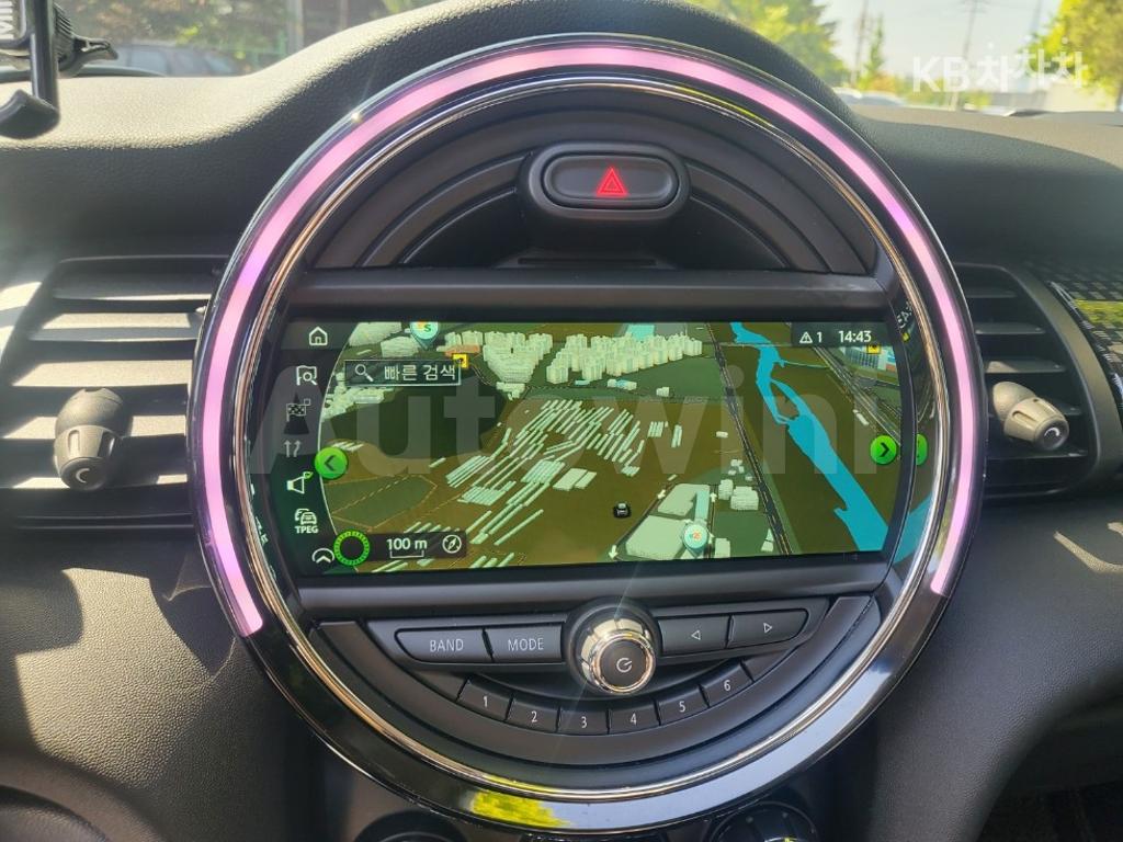 2019 MINI COOPER 5DOORS SD 2.0 - 13