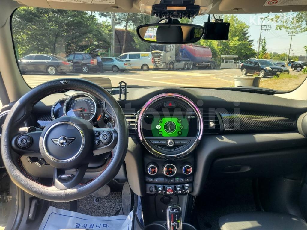 2019 MINI COOPER 5DOORS SD 2.0 - 8