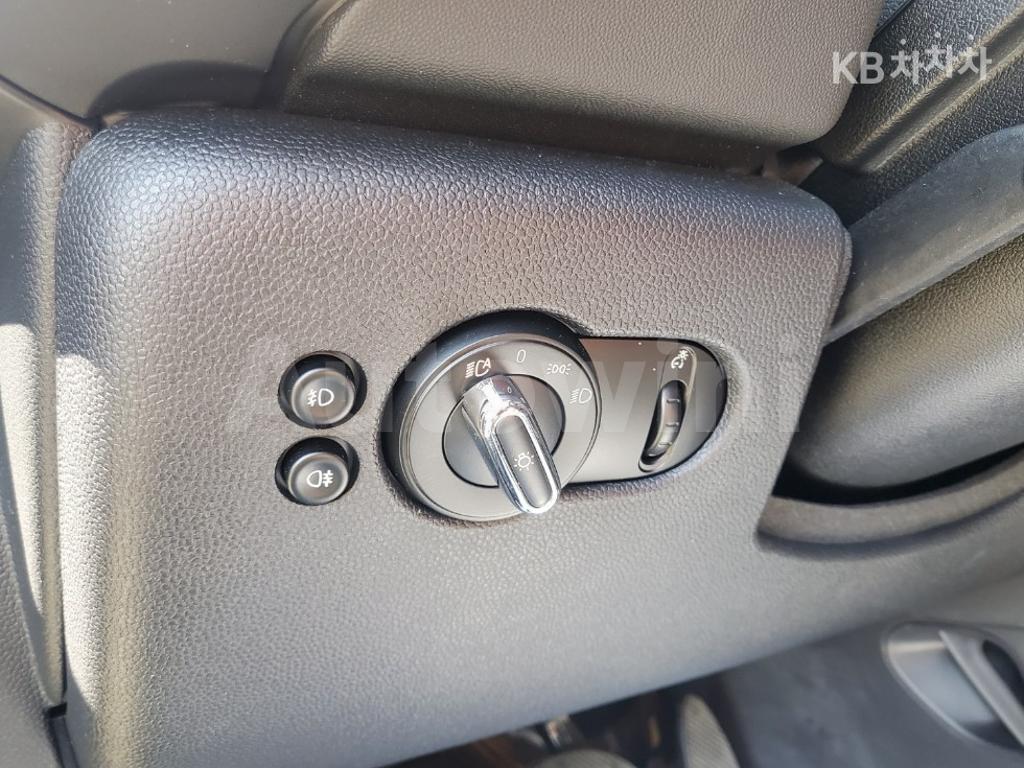 2019 MINI COOPER 5DOORS SD 2.0 - 9