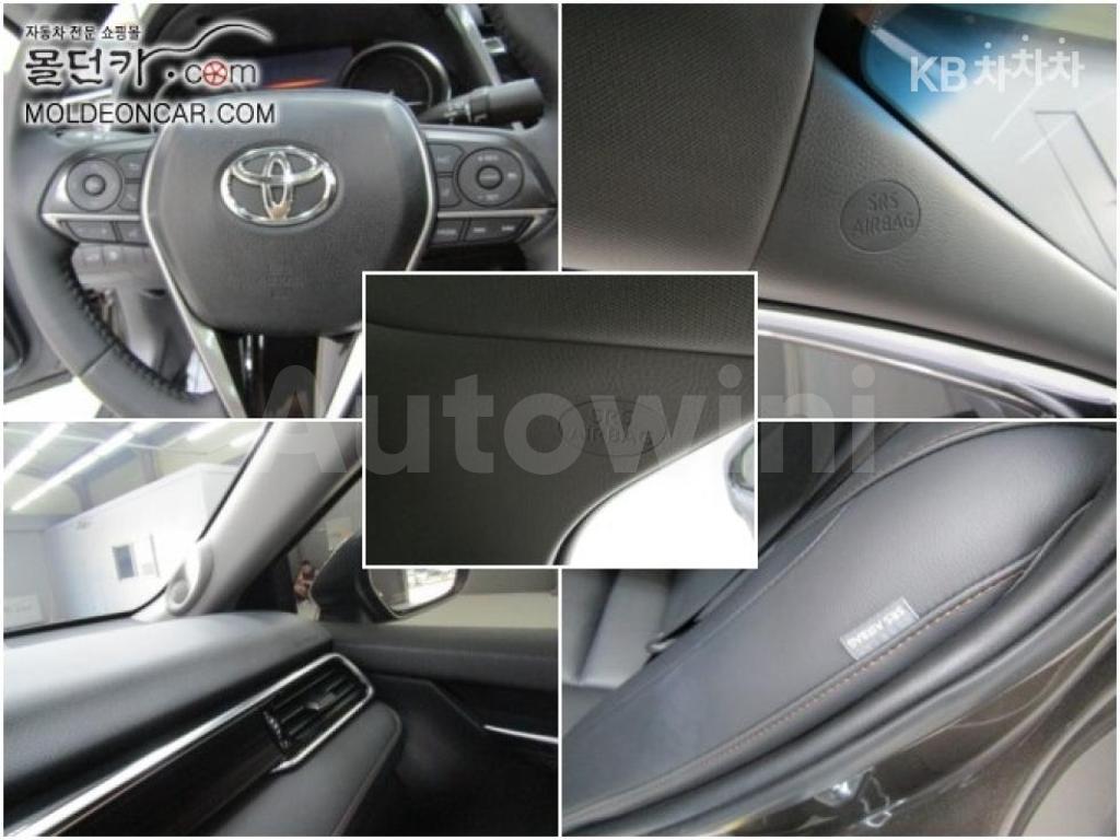 2018 TOYOTA CAMRY 2.5 HYBRID XLE - 14