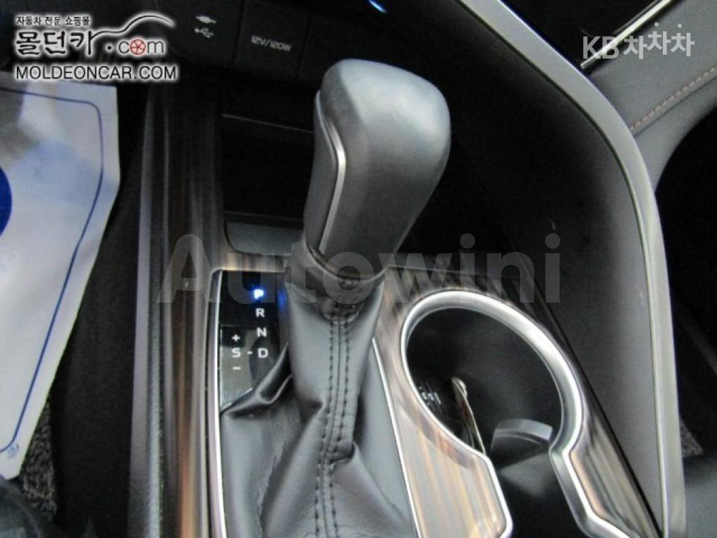 2018 TOYOTA CAMRY 2.5 HYBRID XLE - 15