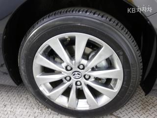 2016 TOYOTA CAMRY 2.5 XLE - 20