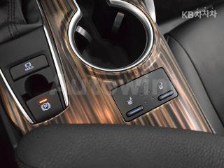 2019 TOYOTA CAMRY 2.5 XLE - 18