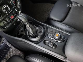 2018 MINI COOPER CLUBMAN 1.6 일반형(08~) - 12
