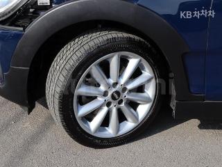 2018 MINI COOPER CLUBMAN 1.6 일반형(08~) - 18