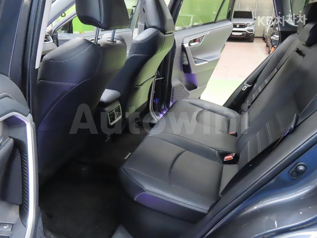 2019 TOYOTA RAV4 2.5 HYBRID AWD BASIC - 11