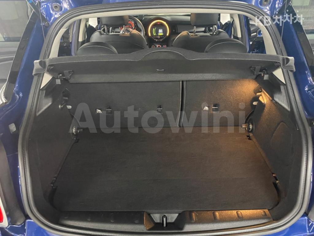 2015 MINI COOPER 5DOORS D 1.5 미드트림 - 17