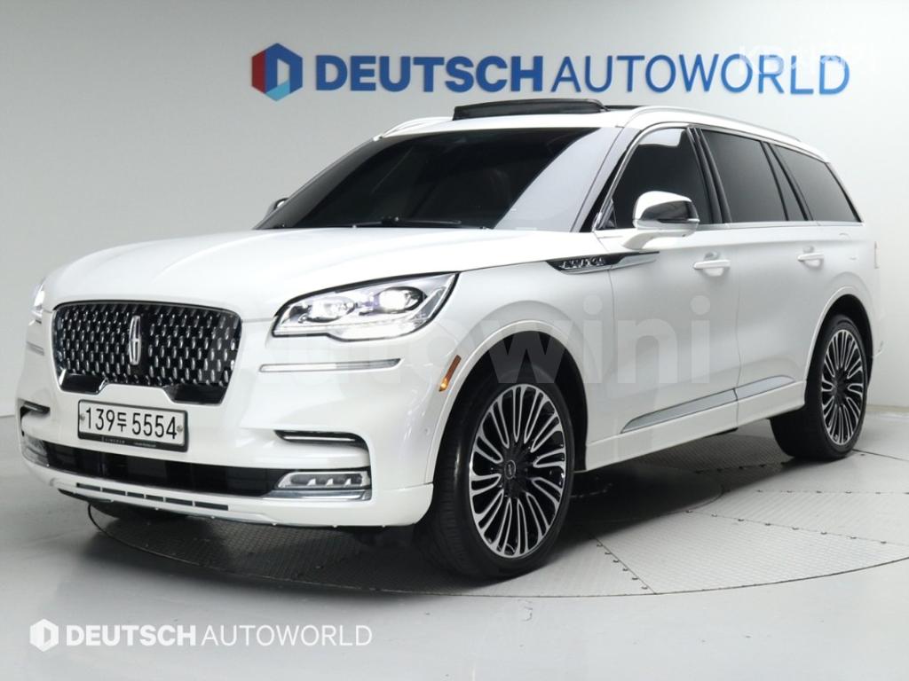 5LM5J9XCXLGL12435 2020 LINCOLN AVIATOR 3.0 V6 BLACK LABEL-0