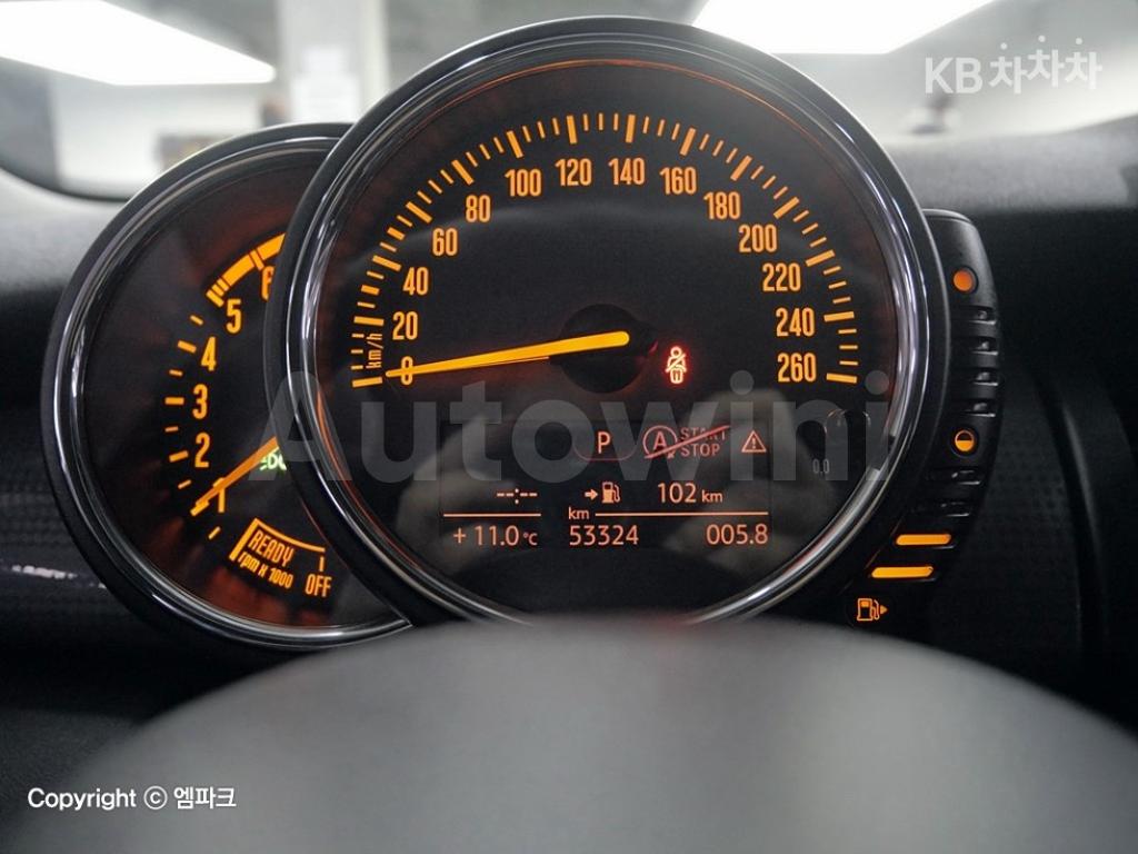 2015 MINI COOPER 5DOORS D 1.5 - 7