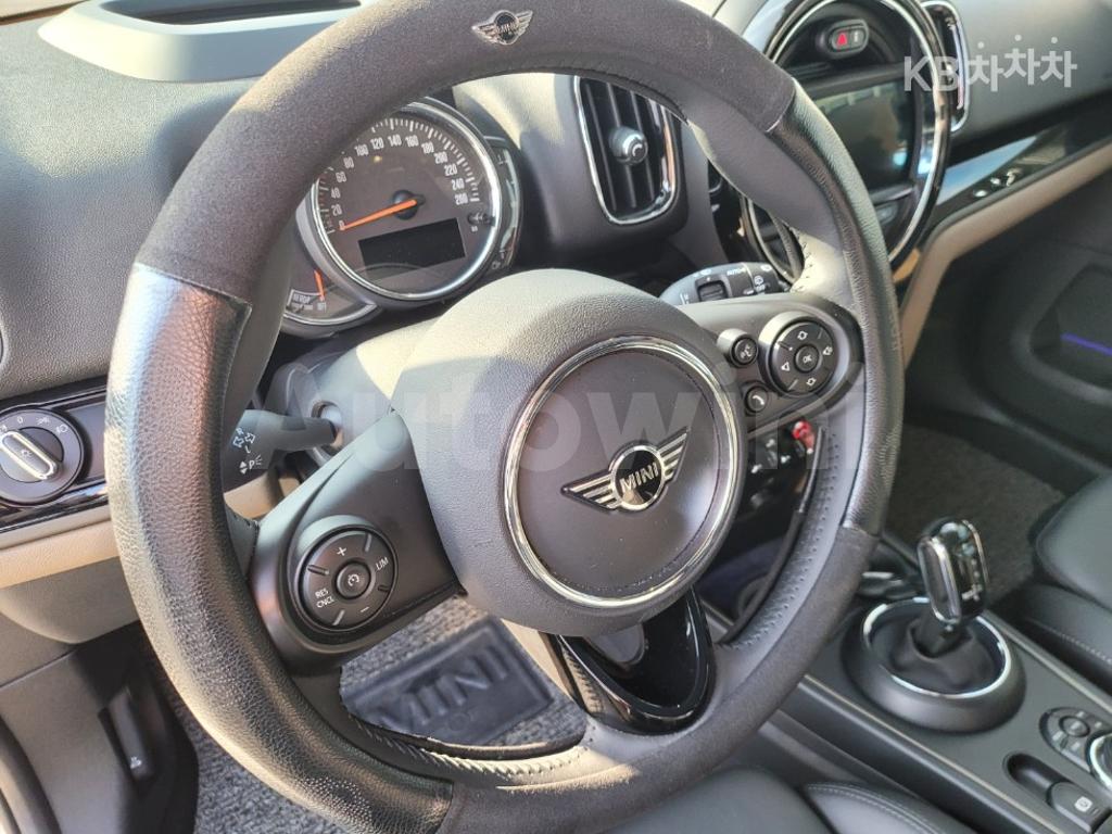 2020 MINI COOPER COUNTRYMAN 2.0 COOPER D ALL4 HIGHTRIM - 12
