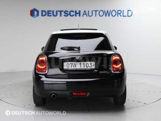WMWXT3103H2E27534 2017 MINI COOPER 3DOORS D 1.5 미드트림-3