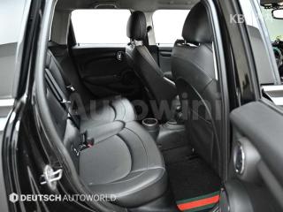 2017 MINI COOPER 3DOORS D 1.5 미드트림 - 12