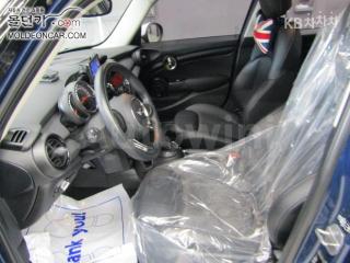 2016 MINI COOPER 5DOORS 1.5 BASIC - 9