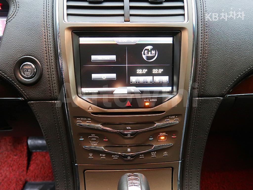 2013 LINCOLN MKX 3.7 AWD - 10