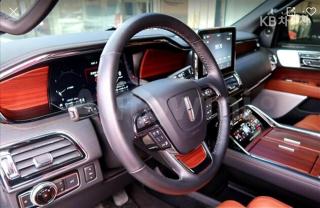 2021 LINCOLN NAVIGATOR 3.5 L RESERVE - 10