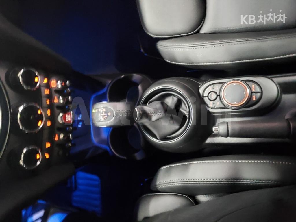 2019 MINI COOPER 5DOORS 1.5 HIGH트림 - 8