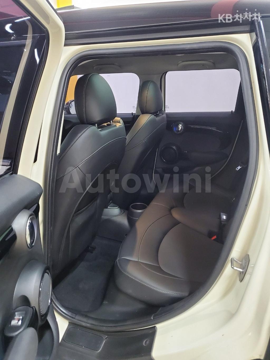 2019 MINI COOPER 5DOORS 1.5 HIGH트림 - 15