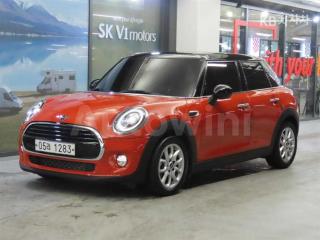 WMWXV3102KTE93519 2019 MINI COOPER 5DOORS D 1.5-0