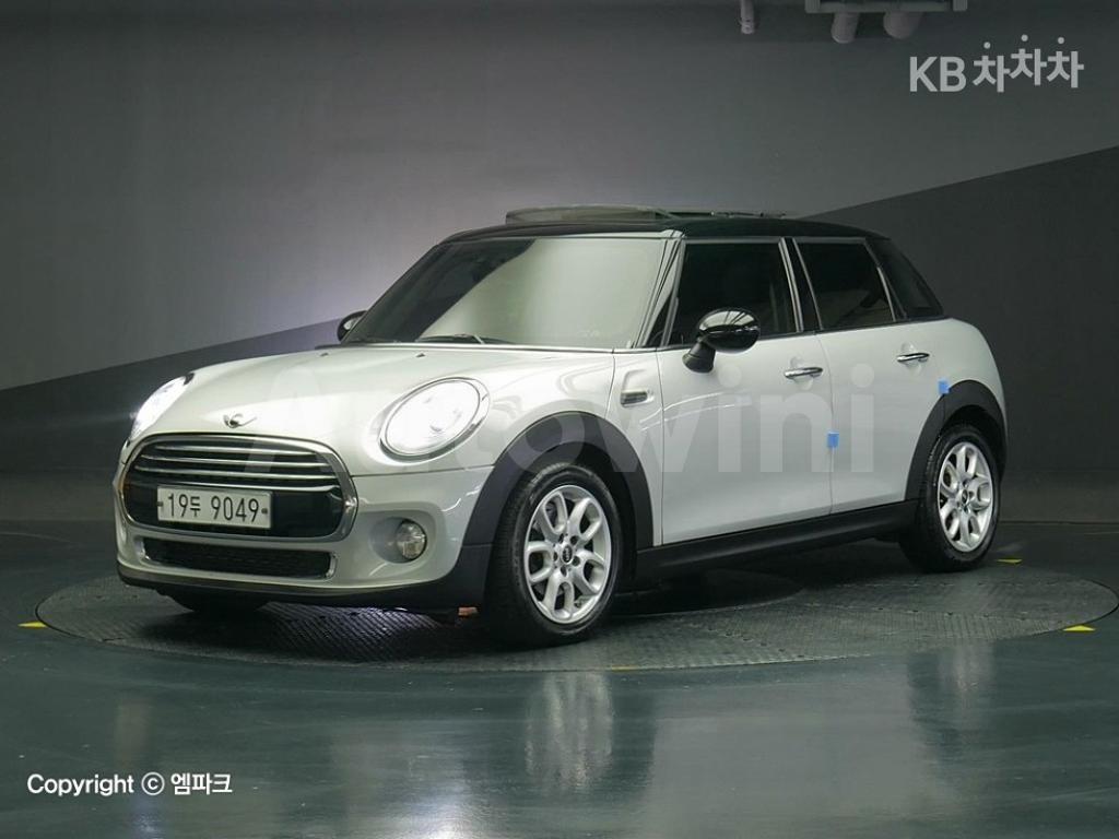 WMWXT3100FT853802 2015 MINI COOPER 5DOORS D 1.5 HIGH트림-1