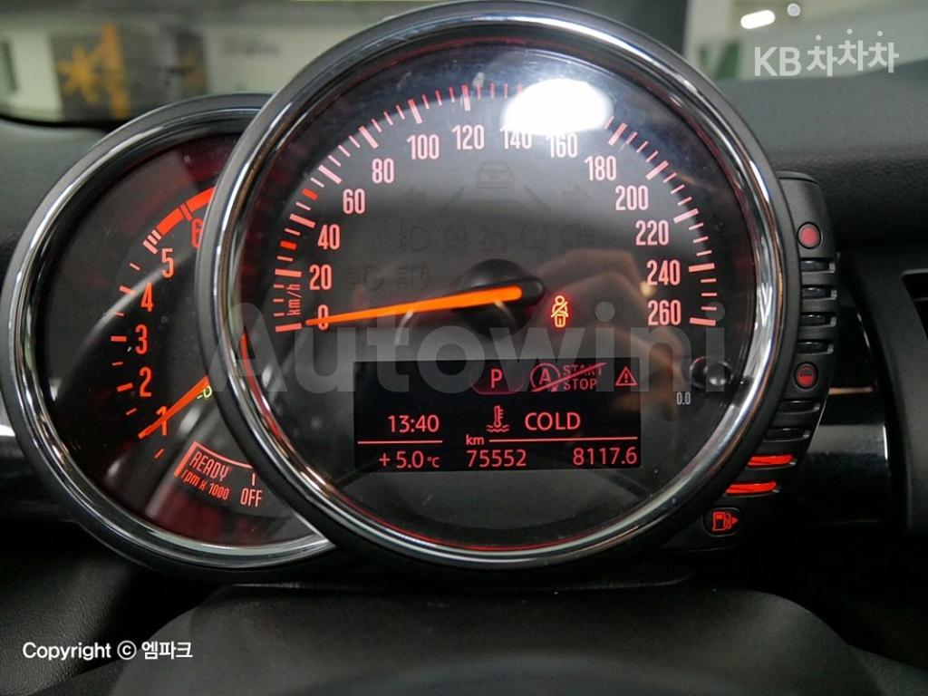2015 MINI COOPER 5DOORS D 1.5 HIGH트림 - 7