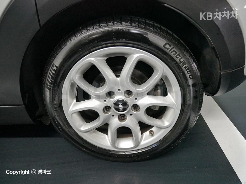 2015 MINI COOPER 5DOORS D 1.5 HIGH트림 - 19