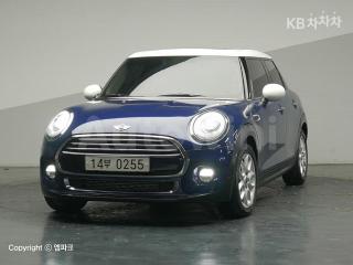 WMWXT3109G2C96026 2016 MINI COOPER 5DOORS D 1.5 HIGH트림-0