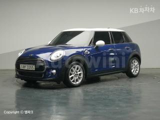 WMWXT3109G2C96026 2016 MINI COOPER 5DOORS D 1.5 HIGH트림-1