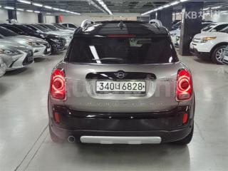 WMWYX310XL3M26258 2020 MINI COOPER COUNTRYMAN 1.5 COOPER HIGHTRIM-4