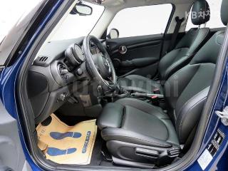 WMWXT3102G2E27006 2016 MINI COOPER 5DOORS D 1.5 미드트림-4