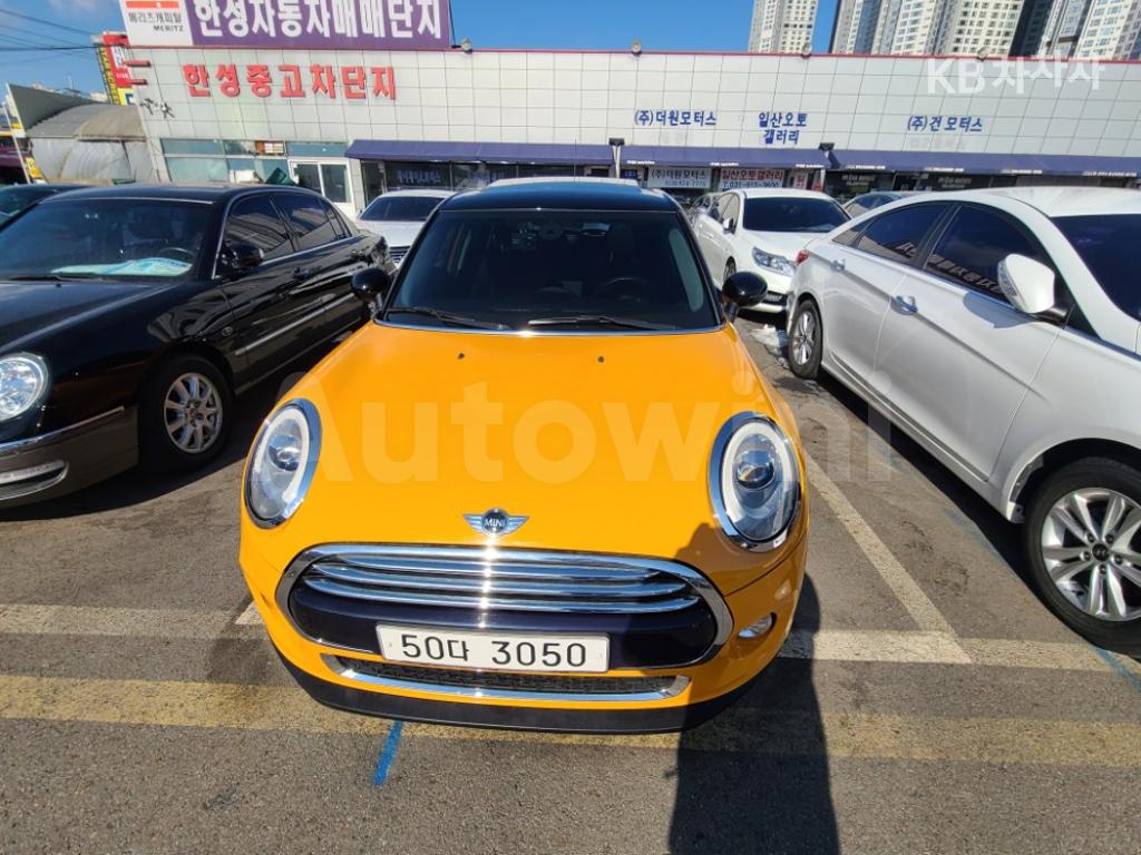 WMWXS510XF2B03217 2015 MINI COOPER 5DOORS 1.5 HIGH트림-0