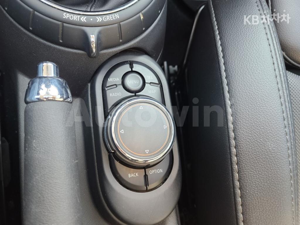 2015 MINI COOPER 5DOORS 1.5 HIGH트림 - 12