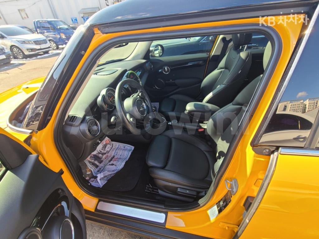 2015 MINI COOPER 5DOORS 1.5 HIGH트림 - 15