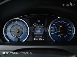 2015 TOYOTA CAMRY 2.5 XLE - 8