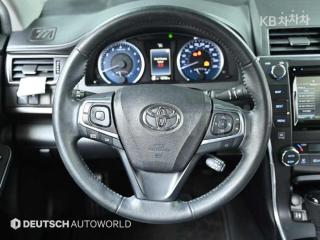 2015 TOYOTA CAMRY 2.5 XLE - 13