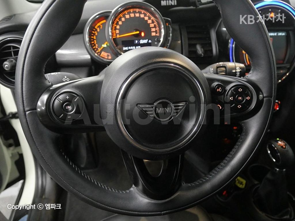2019 MINI COOPER 3DOORS 1.5 3GEN - 9