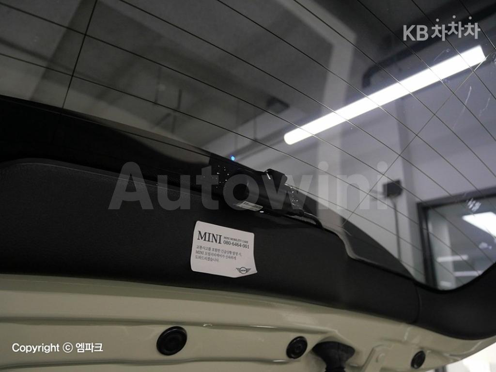 2019 MINI COOPER 3DOORS 1.5 3GEN - 19
