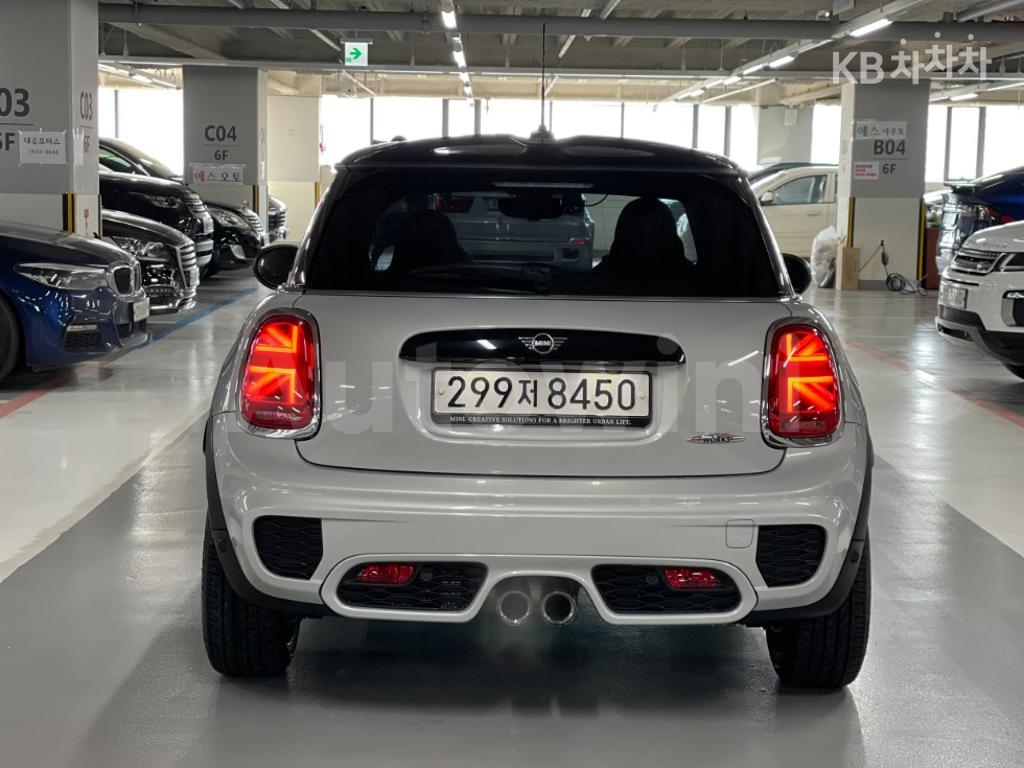 WMWXY9107M2N89582 2021 MINI COOPER 3DOORS S 2.0 JCW BASIC-4
