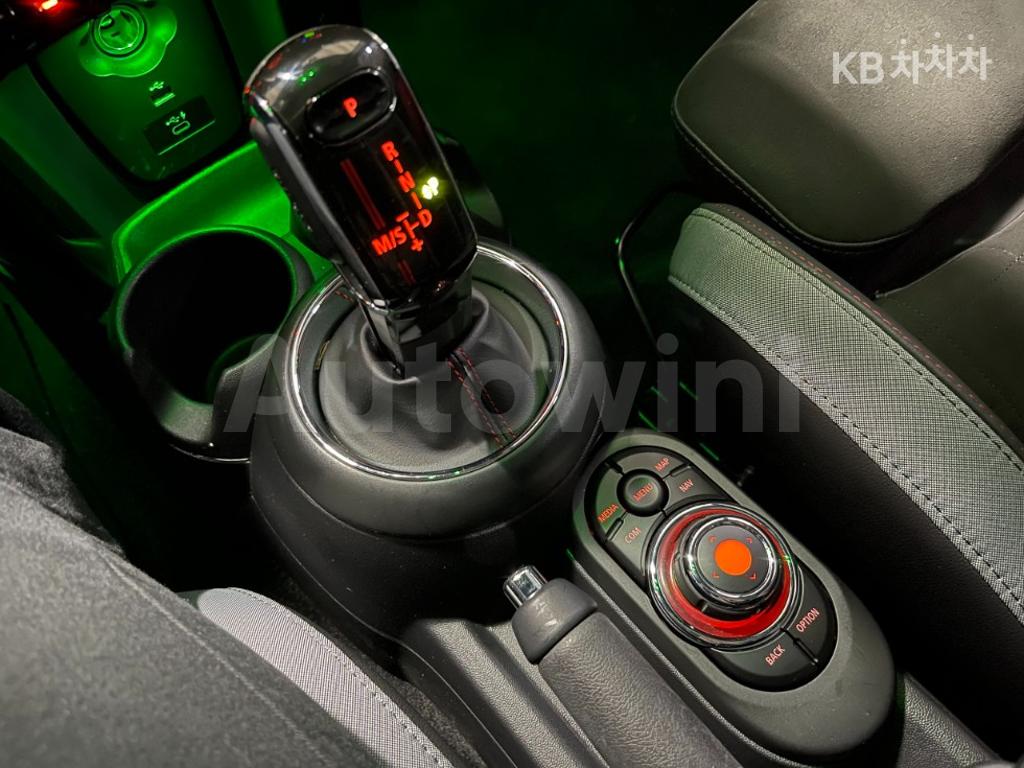 2021 MINI COOPER 3DOORS S 2.0 JCW BASIC - 9