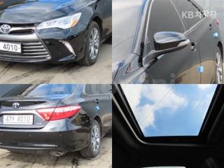 2015 TOYOTA CAMRY 2.5 XLE - 19