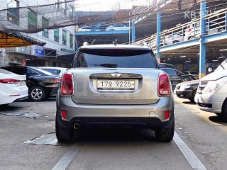 WMWYT9102J3E50097 2018 MINI COOPER CLUBMAN D 2.0 일반형(09~)-2