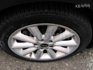 2018 MINI COOPER CLUBMAN D 2.0 일반형(09~) - 19