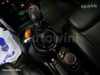 2017 MINI COOPER 3DOORS 1.5 HIGH트림 - 12