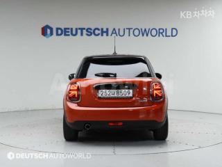 WMWXV7109L2M41252 2020 MINI COOPER 5DOORS 1.5 BASIC-3