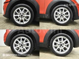 WMWXV7109L2M41252 2020 MINI COOPER 5DOORS 1.5 BASIC-4