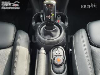 2020 MINI COOPER 5DOORS 1.5 BASIC - 14
