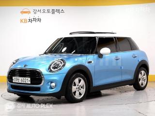 WMWXV3103KTE94209 2019 MINI COOPER 5DOORS D 1.5-0