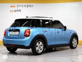 WMWXV3103KTE94209 2019 MINI COOPER 5DOORS D 1.5-2