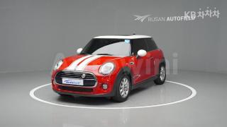 WMWXN3103J2E01984 2018 MINI COOPER 3DOORS D 1.5 HIGH트림-0